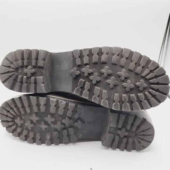 Cliffs by White Mountain Distressed Gray Canvas Lace Up Chukka Booties Size 10M - Picture 10 of 13